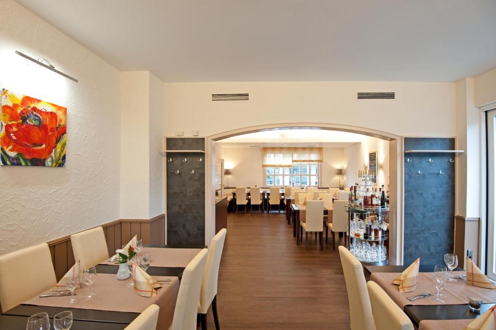 רמשייד Hotel Restaurant Kromberg מראה חיצוני תמונה