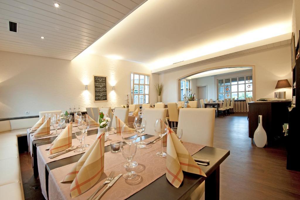 רמשייד Hotel Restaurant Kromberg מראה חיצוני תמונה